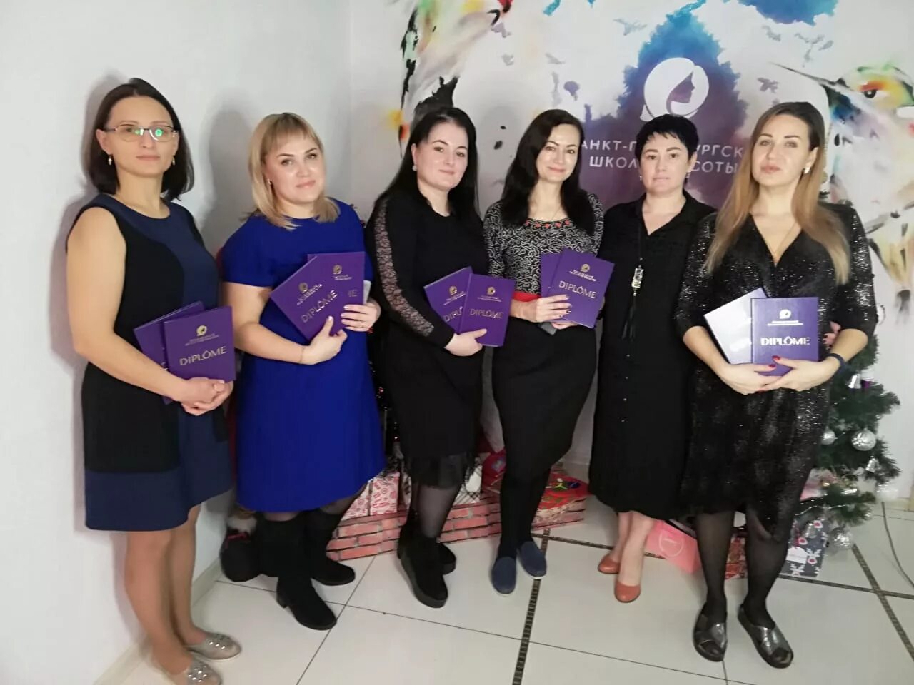 Эколь академия красоты новосибирск. Эколь санкт-петербургская школа красоты новосибирск. Петербургская школа красоты казань. Эколь тюмень школа красоты. Санкт-петербургская школа красоты пенза.