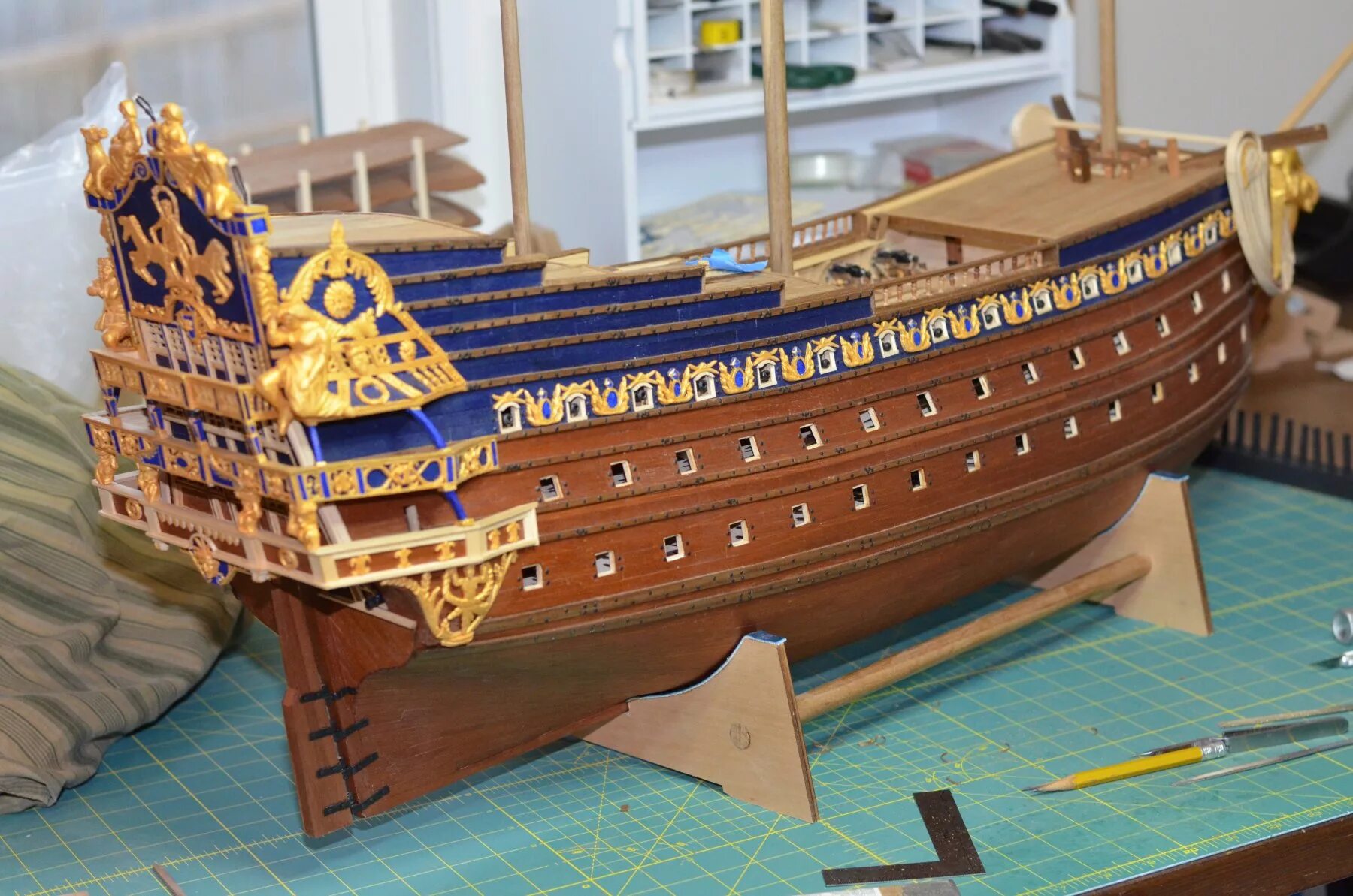 1669". Солей рояль линейный корабль, 1669. Деагостини корабль солей рояль. 1669". Модель парусника "le soleil royal.