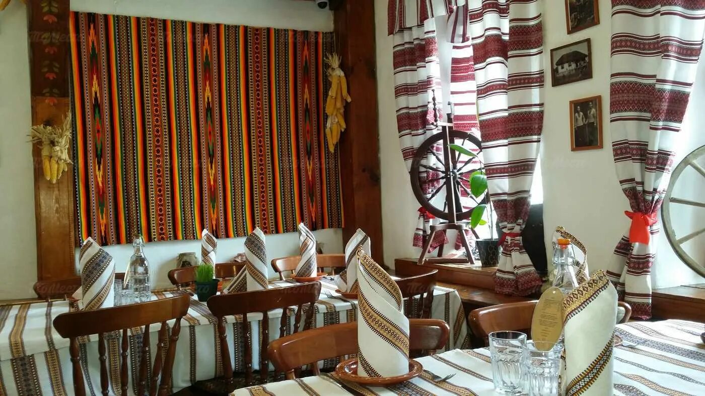 Корчма тургояк ресторан. Корчма тарас бульба. Ресторан корчма тарас бульба в москве. Корчма работа. Корчма тарас бульба марьино.