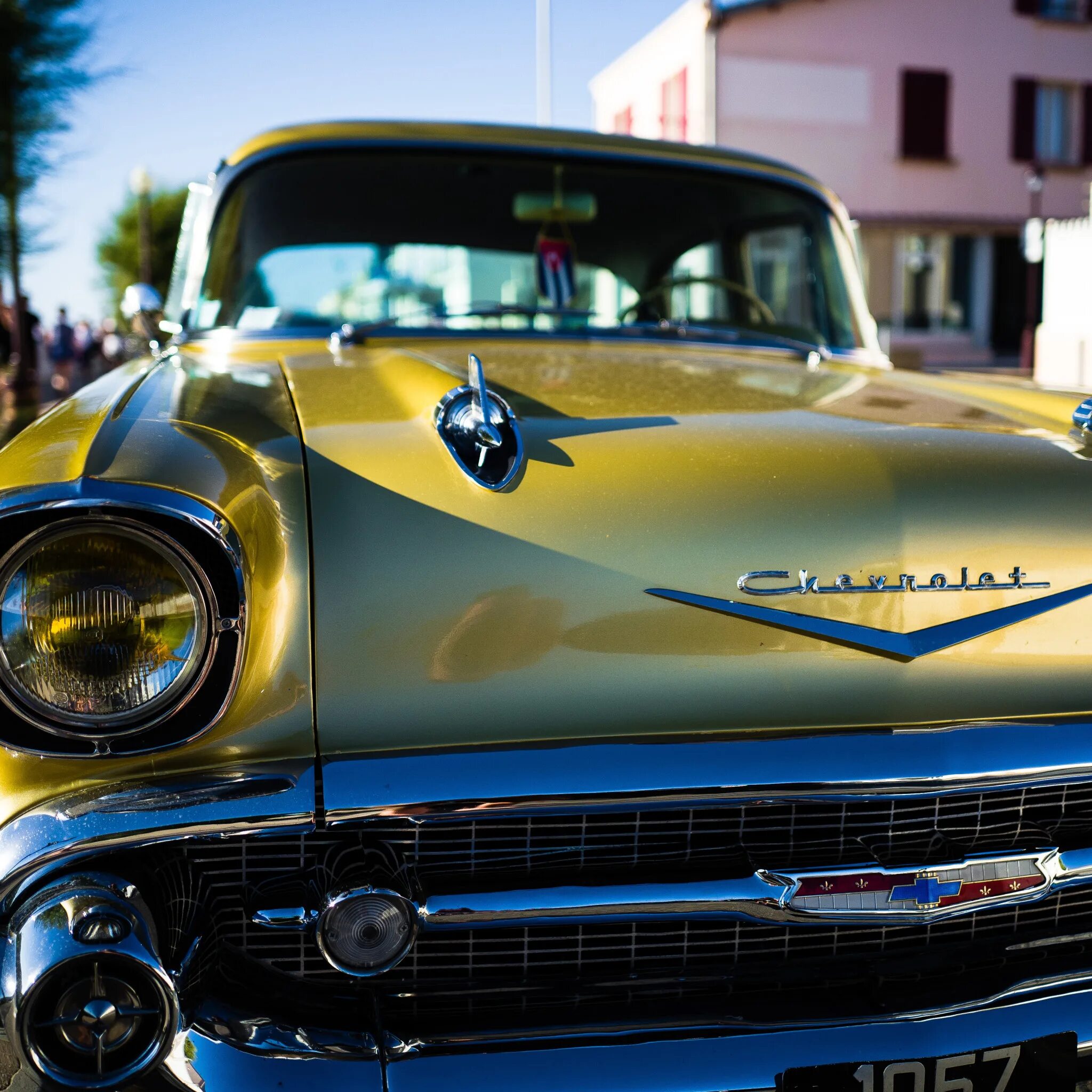 Обои ретро автомобили. Шевроле bel air 1949. chevrolet bel air куба. chevrolet 1920. шевроле ретро майами.