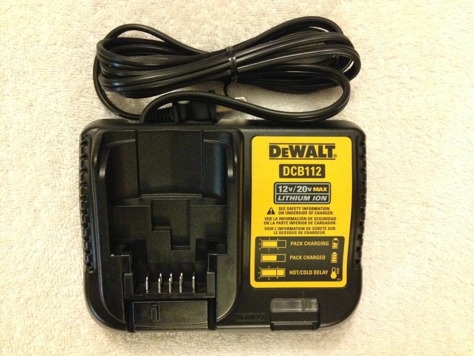 Dcb112 DEWALT зарядное. DEWALT 112 зарядное. DEWALT dcb107 XR li-ion зарядное. DEWALT dcb100 зарядное устройство. Зарядное устройство для шуруповерта 12 вольт купить