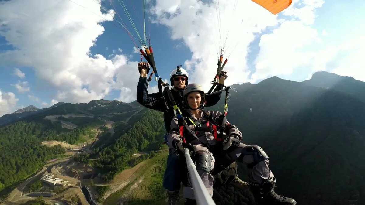 Инструктор параплан. Параглайдинг тахталы. Роза хутор параплан. Полет на параплане с инструктором. 1+1 полет на параплане.