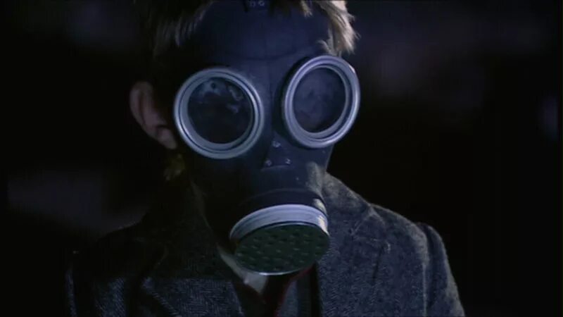 She my mummy. Are you my mummy doctor who. доктор в противогазе. empty child doctor who. my mummy.