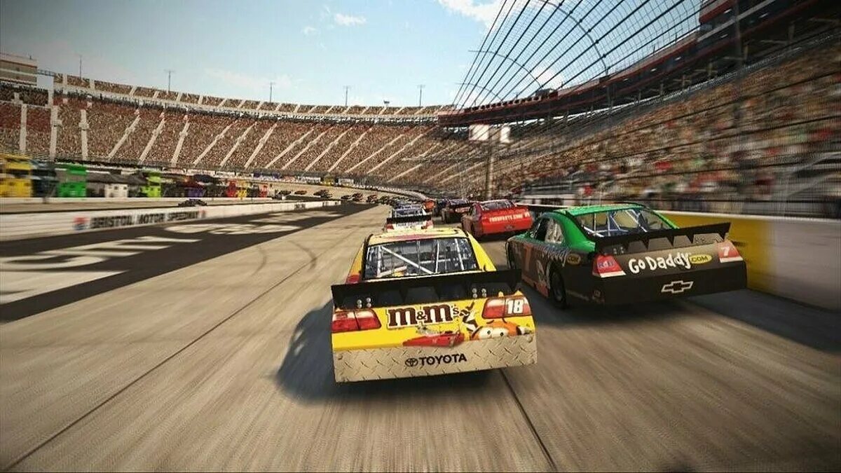 Гонки рестарт мир. Наскар 2011. nascar xbox 360. гонки наскар. nascar 2007 игра.