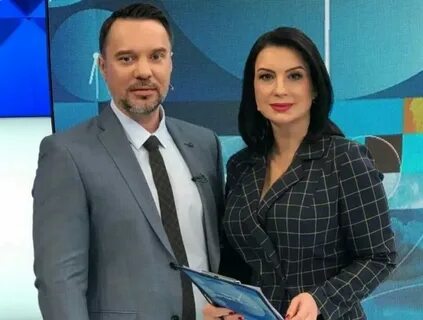 Он просто ведет время