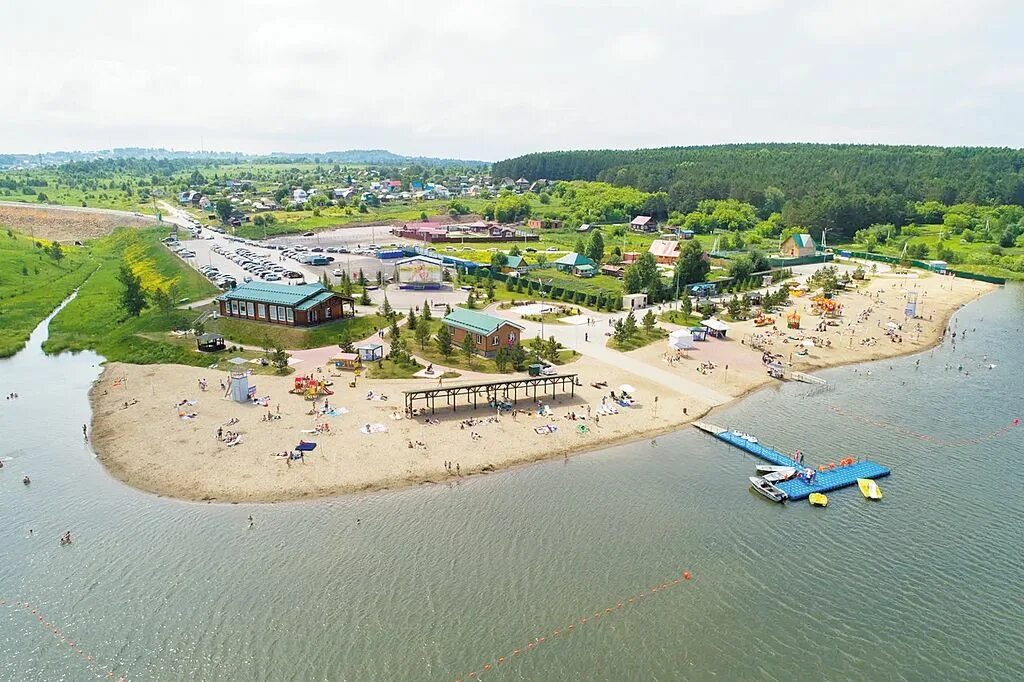 Гурьевская база отдыха. Пляж салаирские плесы. Салаирские плесы озеро. Салаирские плесы кемеровская область пляж. Город салаир.