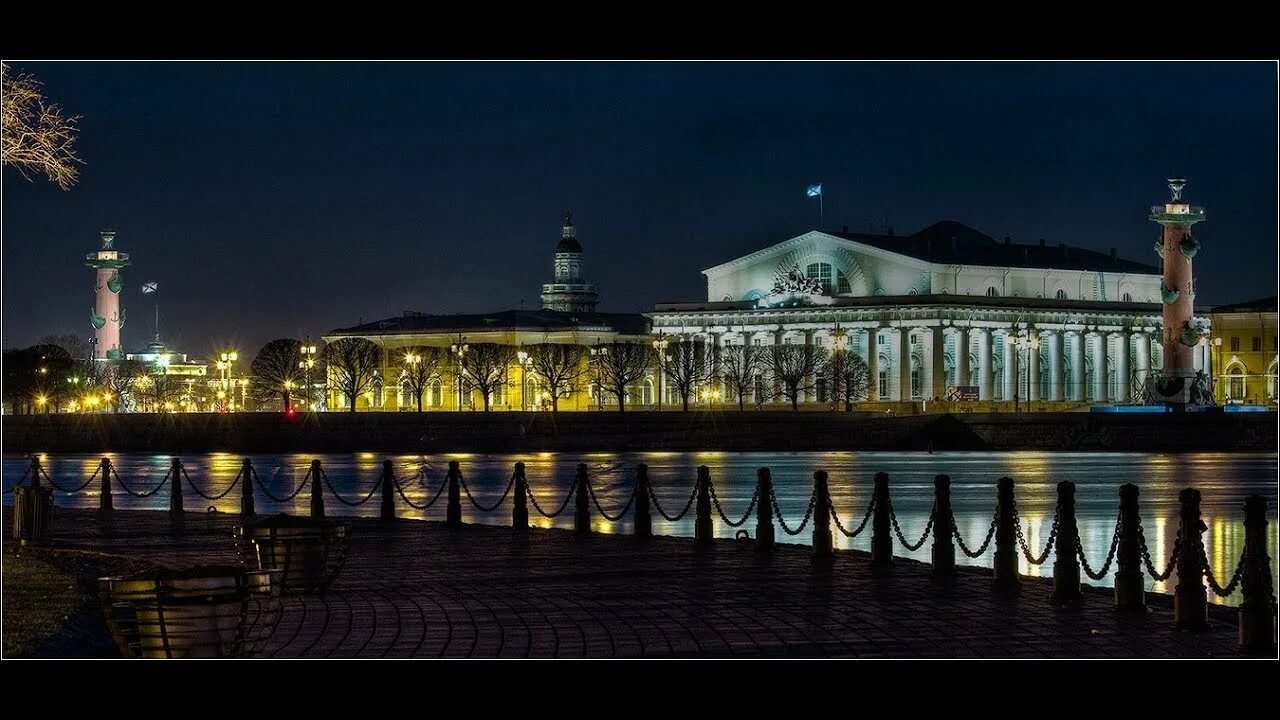 Погода в васильевском острове. Санкт-петербург туман. Погода в васильевском острове. Васильевский остров приморская. Strelka vasilyevsky island.