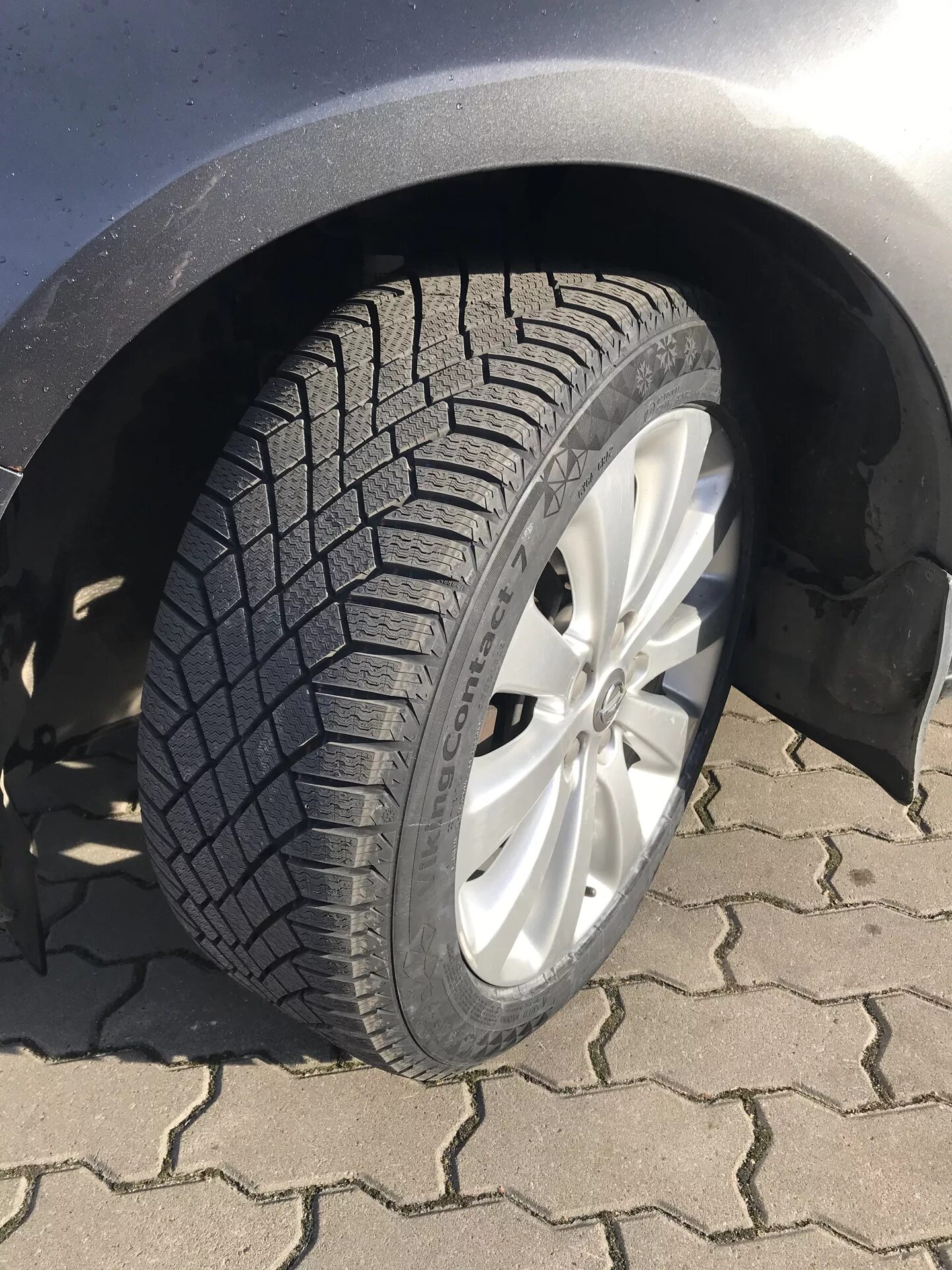 Континенталь контакт 7 купить. Continental Viking contact 7. Continental VIKINGCONTACT 7 225/55 r17. Continental VIKINGCONTACT 7 205/50 r17. Шины Continental VIKINGCONTACT 7.