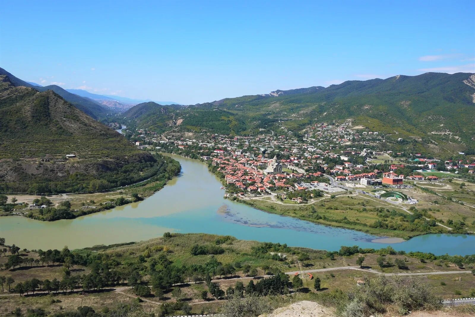 Село Дилиф Армения. Грузия Дилиф село. Дилиф Ахалкалаки. Грузия Ахалкалаки село Арагва Церковь. Струи арагвы