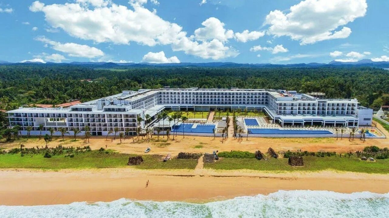 Отель Hotel Riu Sri Lanka. Hotel Riu 5 Шри Ланка. Hotel Riu Sri Lanka 5 отель. Шри Ланка отель Рио Ахунгалла.