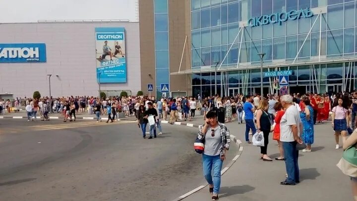 Блин бери акварель волгоград. Волгоградский марафон 2022 фото. Забег акварель волгоград. Забег акварель волгоград. Забег акварель волгоград.