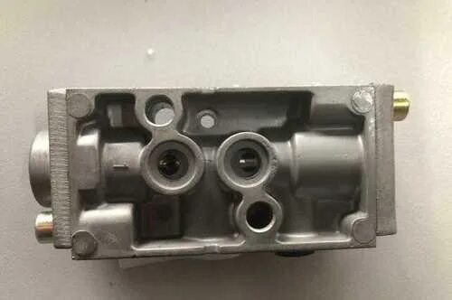 Клапан делителя маз 6430. Маз 5440 пневматический клапан кпп. Клапан делителя кпп zf 16 маз. Клапан кпп маз 5440. Клапан камаз переключения повышенной передачи кпп zf 16s151 6038202043.