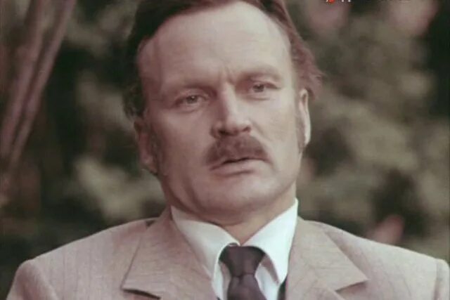 Ждите джона графтона фильм 1979. Юрис плявиньш актер фото. Юрис плявиньш актер. Маршал революции фильм. Юрис каминскис.