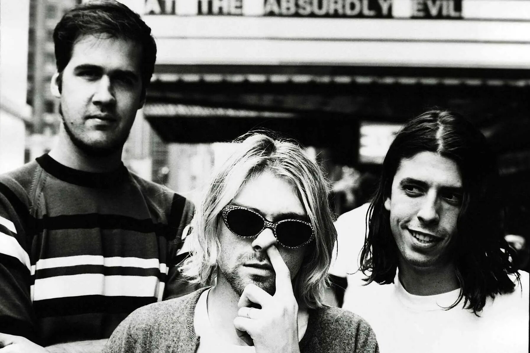 Nirvana музыка. Нирвана группа. Курт Кобейн. Nirvana фото группы. Nirvana 1995.