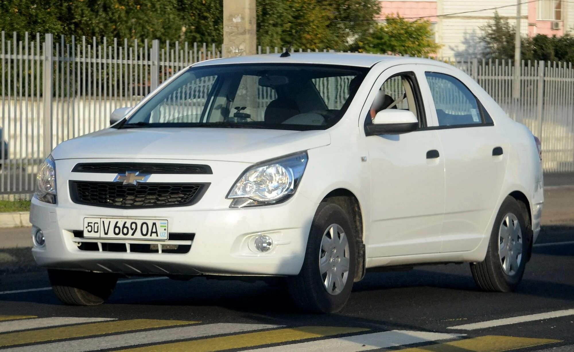 Узбекские авто. Машина Шевроле кобальт. Cobalt Chevrolet в Узбекистане. Chevrolet Cobalt узбекский. Chevrolet Cobalt 2 Uzbekistan.