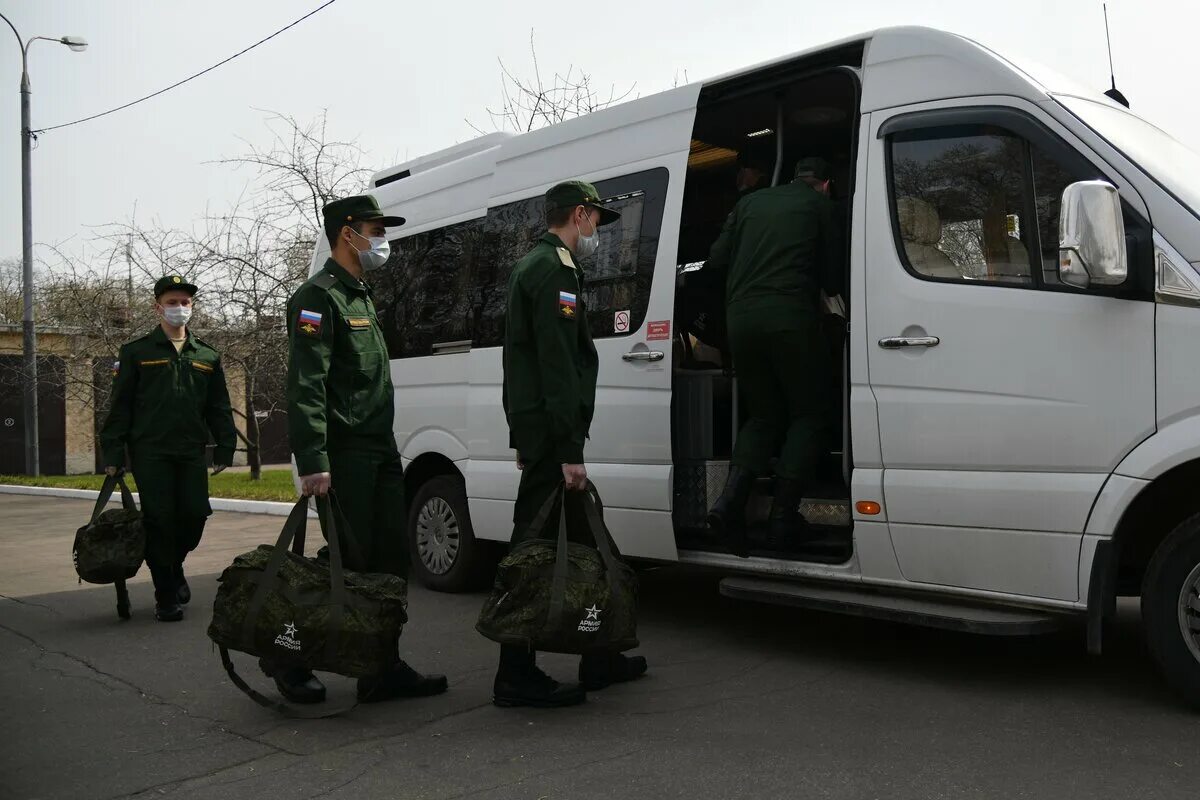 Военная мобилизация в россии 2024. Мобилизация служба Москва. Мобилизованные в сборном пункте Москвы. Мобилизация в России фото. Что такое мобилизация граждан.