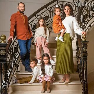 Демис карибидис жена и дети фото
