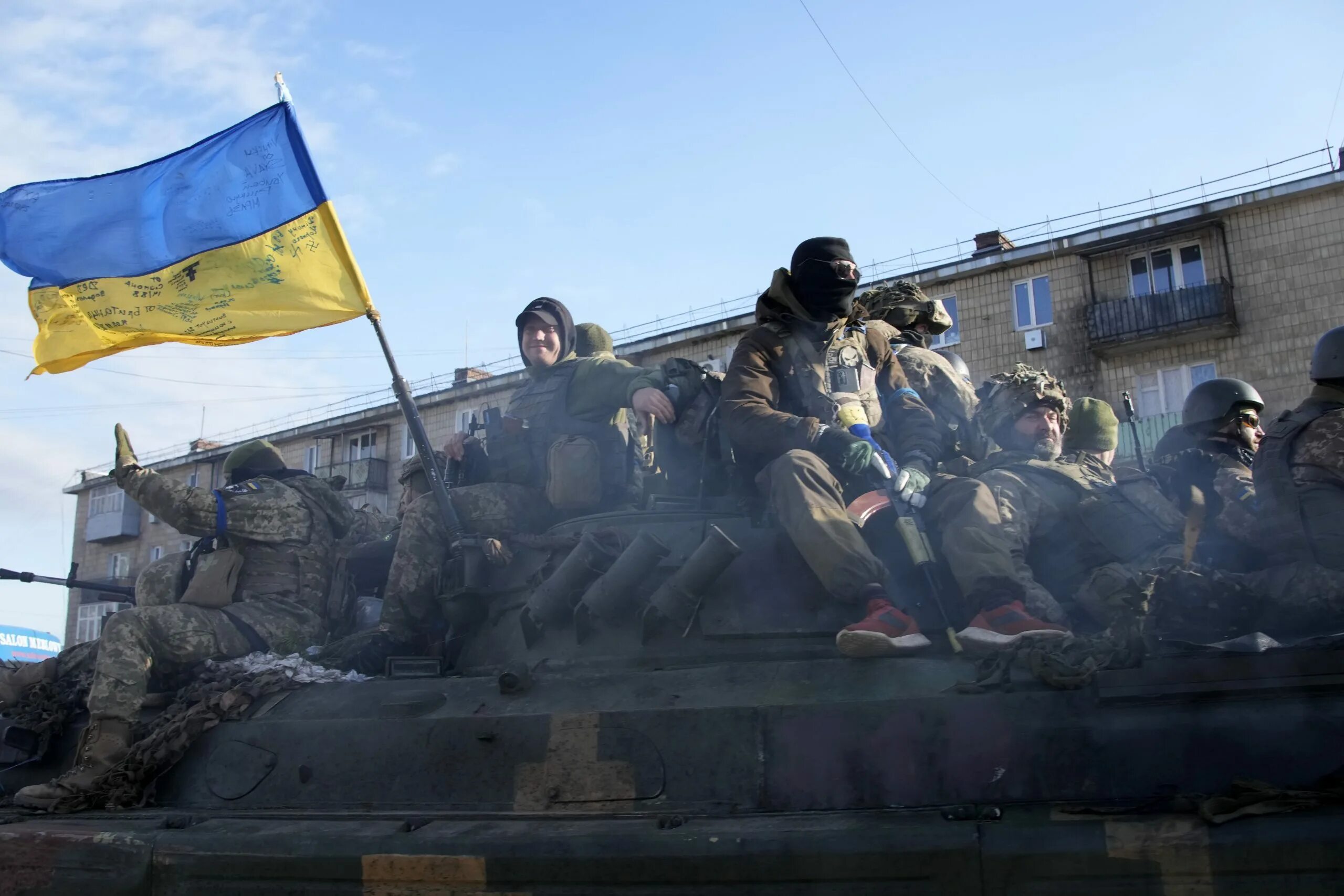Россия и украина когда закончится последние. Украинские войска. Украинская армия.