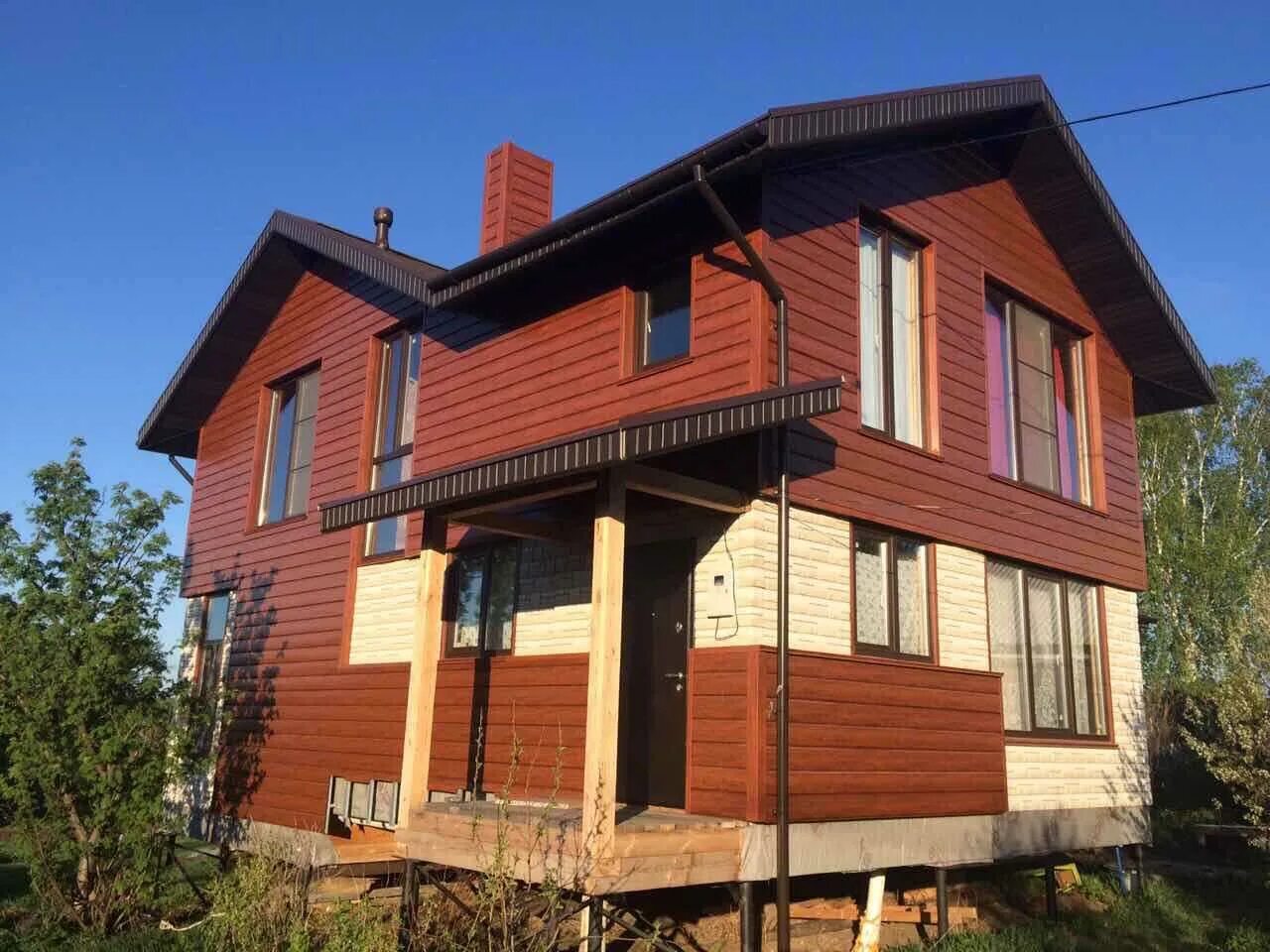 обшить дом из бруса снаружи. отделка с наоужи бруса. внешняя отделка дома из клееного бруса. отделка фасада имитацией бруса. сайдинг для бани имитация бруса.