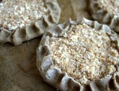 Шаньги из ржаной муки с картошкой