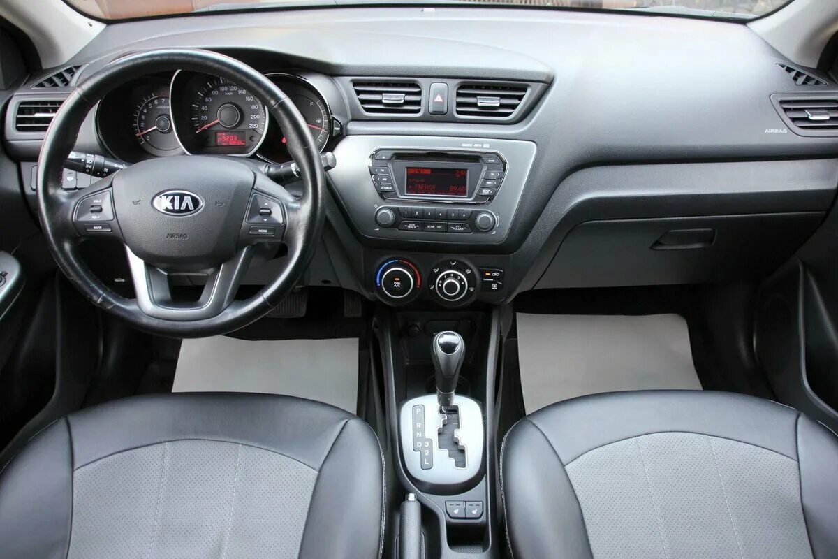 Kia Rio Comfort. Киа Рио комфорт 1.4 автомат. Киа Рио комфорт 1.6. Киа Рио 2014 седан Люкс.