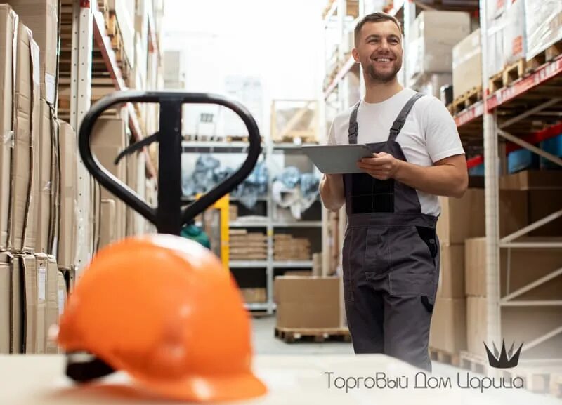 Кладовщик сочи. Грузчик разнорабочий. Грузчик на склад. Кладовщик сочи. Грузчик упаковщик.