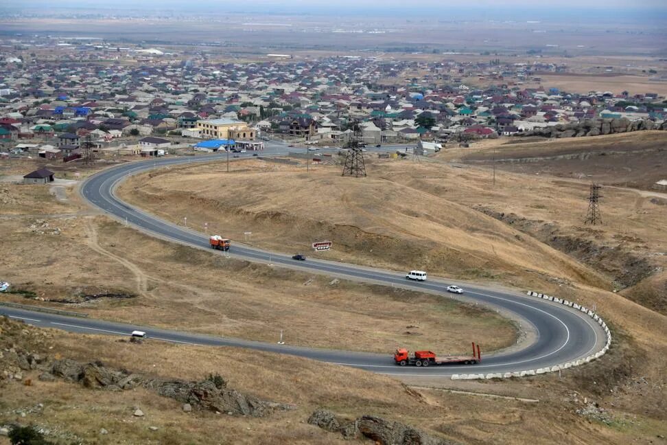 Дербента. Махачкала дагестан дербент. Дорога в объезд хасавюрта. Проект объездной дороги дербент. Объездная дорога дербент.