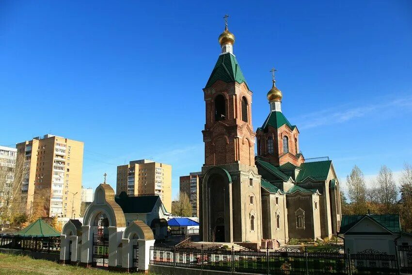 храм тихона тольятти. храм тихона тольятти комсомольский район. храм тихона тольятти. храм в честь святителя тихона тольятти. церковь в честь святителя тихона патриарха московского и всея руси.