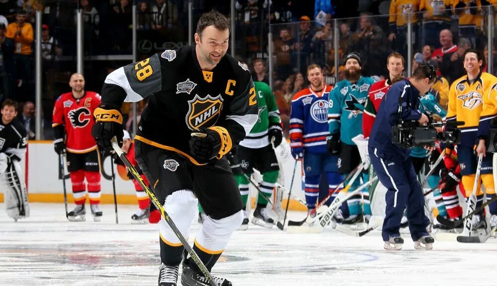 Nhl winter classic jersey. Nhl 15. Нхл 16 системные требования. Хоккей нхл 2016. Nhl 2016 xbox one.