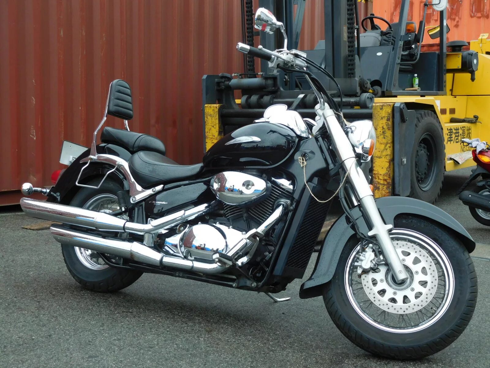 Suzuki Intruder 400. Сузуки интрудер 400 Классик. Suzuki vl400 Intruder Classic. Сузуки экструдер 400. Мотоциклы интрудер купить