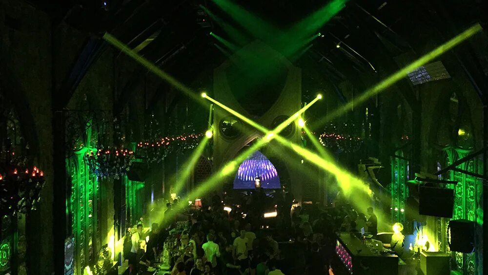 ночной клуб свет. сцена в клубе. гибкий неон karaoke bar. ночной клуб свет. ночные клубы ижевска.