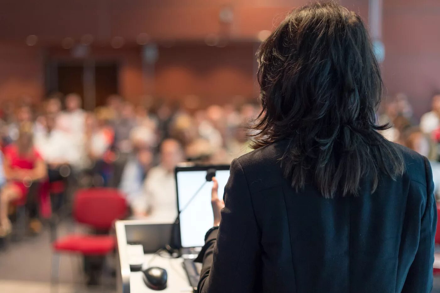 Выступление на конференции. Конференция сток. Student in conference. Выступление на конференции. Take a conference.