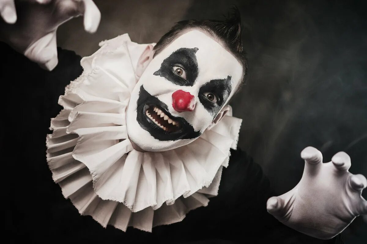 сумасшедшие клоуны