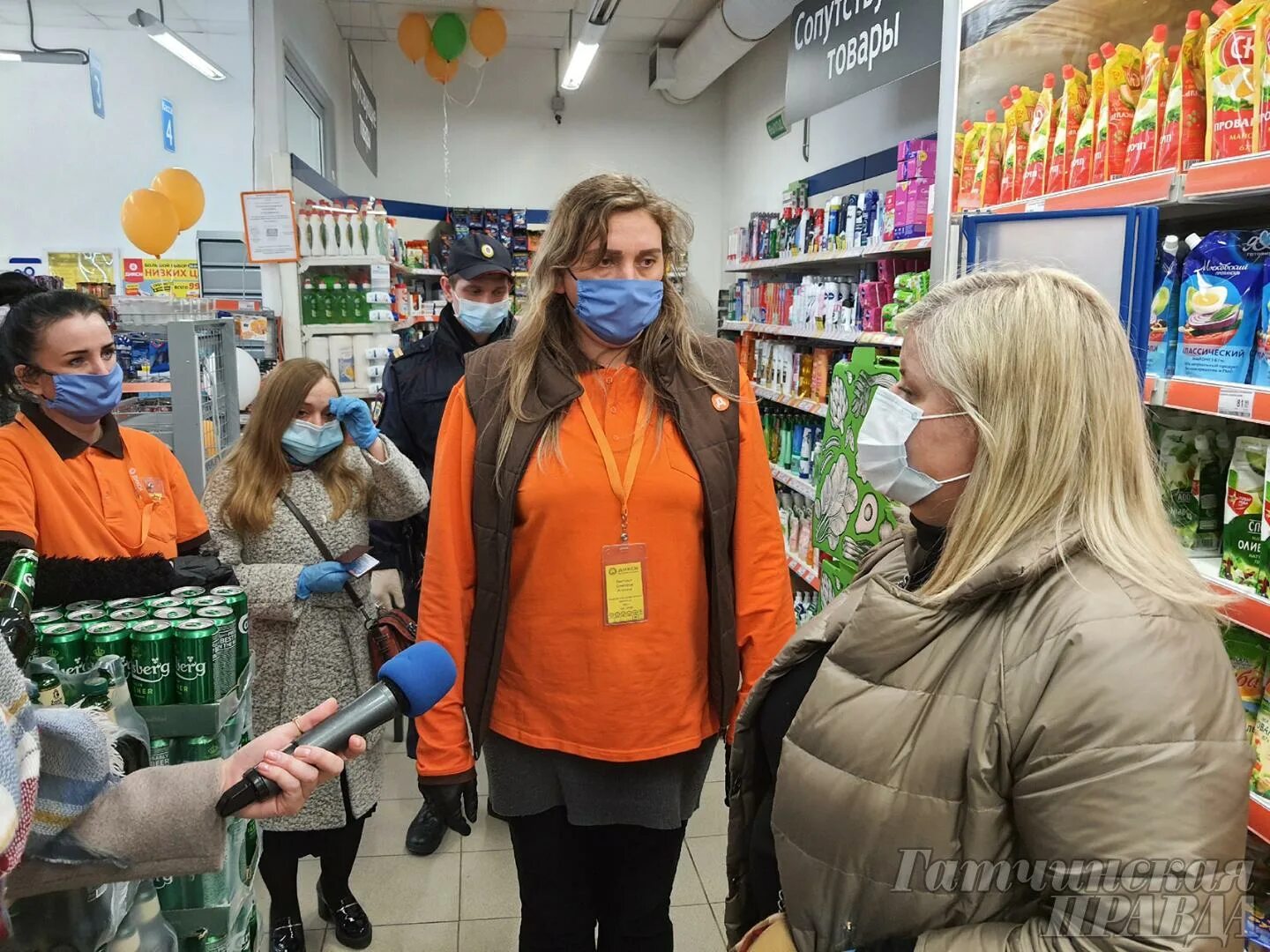Окей гатчина. Магазин петрович в гатчине. Проспект 25 октября 47 гатчина. Гатчина гипермаркет. Петрович строительные гатчина.