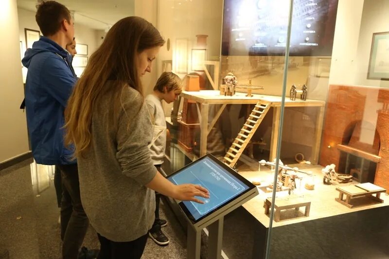 Музей денег санкт-петербург петропавловская крепость. Санкт-петербургский монетный двор, санкт-петербург. Петербург экскурсия монетный двор. Монетный двор музей санкт-петербург. Гознак спб экскурсии в музей.