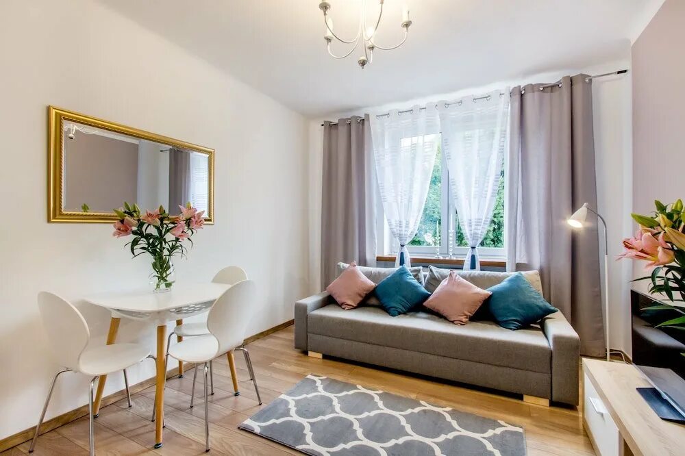 Apart rooms. Rooms apart-hotel by red отзывы. Sokroma отель санкт-петербург. Суточный квартира в подольске. Апарт-отель уно санкт-петербург.