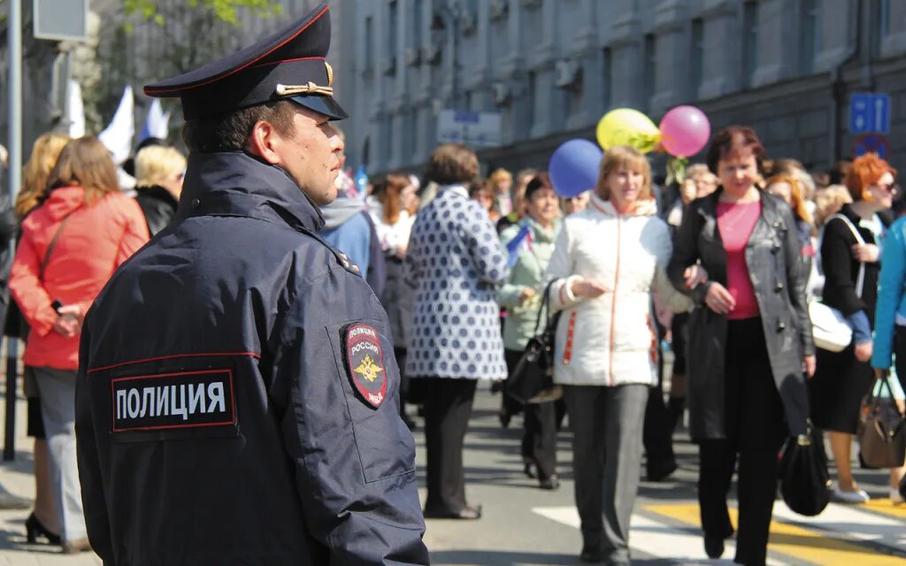 Отделы полиции курск телефон. Полиция Курск. Полиция Курской области. Фатежский отдел полиции. С праздником органов внутренних дел.