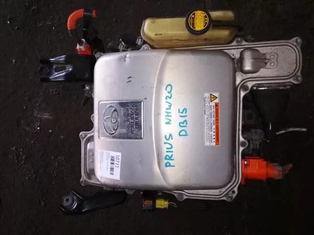 Приус 10 инвертор. Инвертор приус 50. Инвертор тойота приус. Инвертор тойота приус. Инвертор приус 20.