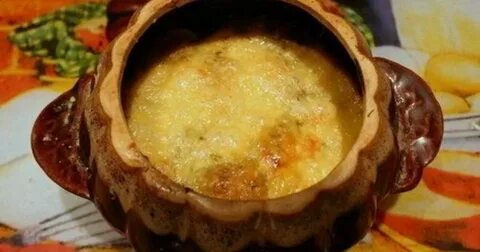 Пельмени в горшочках с грибами в духовке