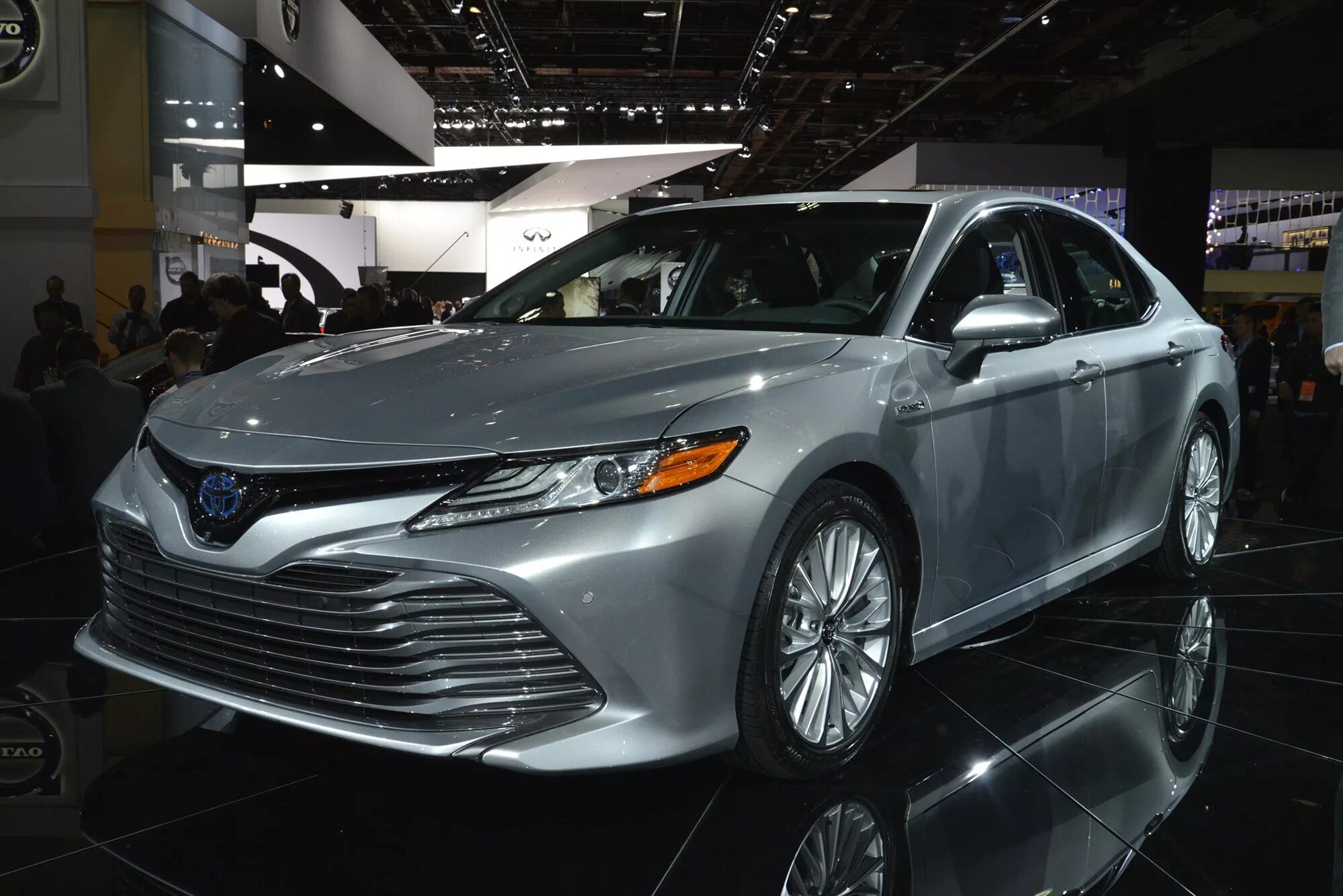 Мод camry. Новая toyota camry 2018. toyota camry 2017-2018. toyota camry 2018 2.4. камри 6 2018.