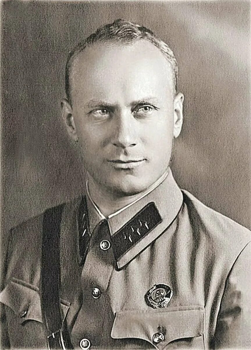 Нарком 1940. Генерал Серов.