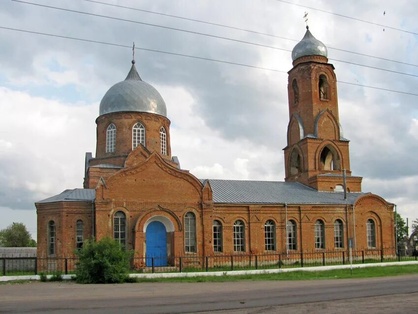 Верхний мамон воронежская область храм. Свято митрофановский храм верхний мамон. Митрофановский храм верхний мамон. Богородица церковь верхний мамон. Митрофановский храм на источнике воронеж.