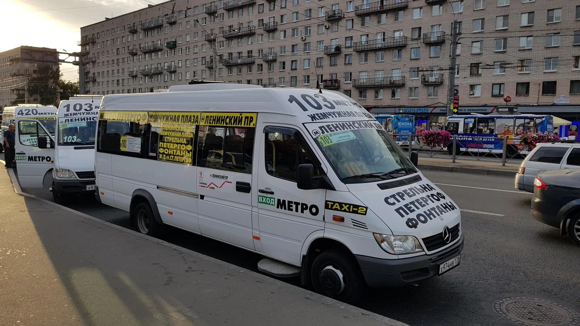 Маршрутное такси Питер. Маршрутка Петербург. Маршрутки Санкт-Петербурга. Маршрутки в Питере.