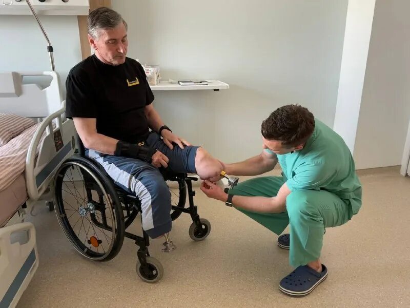 Реабилитационные мероприятия после ампутации. Осложнения после ампутации. Реабилитация пациентов после ампутации нижней конечности. Реабилитация при ампутации ноги. Протез голени.