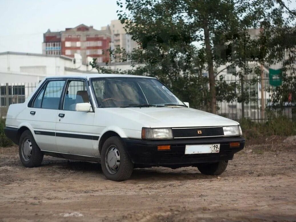 Toyota corolla e80 хэтчбек. Toyota corolla ae82 liftback. вольтметр э546. тойота королла ае 80. Toyota corolla 1987.