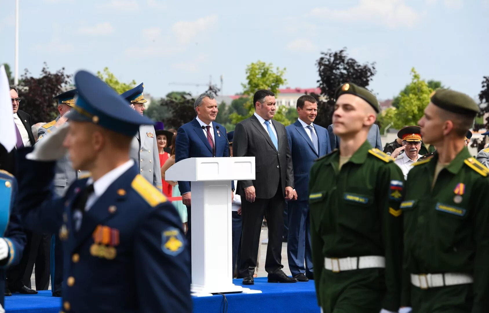 Тверь военная. Академия ВКО Тверь. Училище военно космической обороны Тверь. Офицеры Тверской Академии ПВО. Тверское училище ПВО.