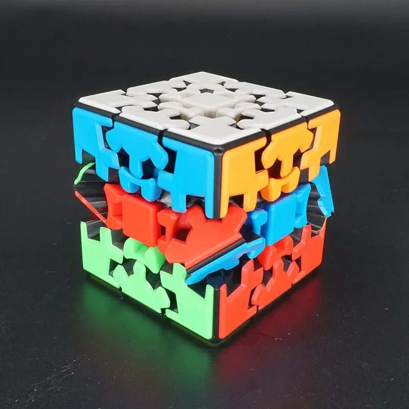 Игрушка Волшебный куб. Головоломка Twisty Cube. Куб из шестеренок.