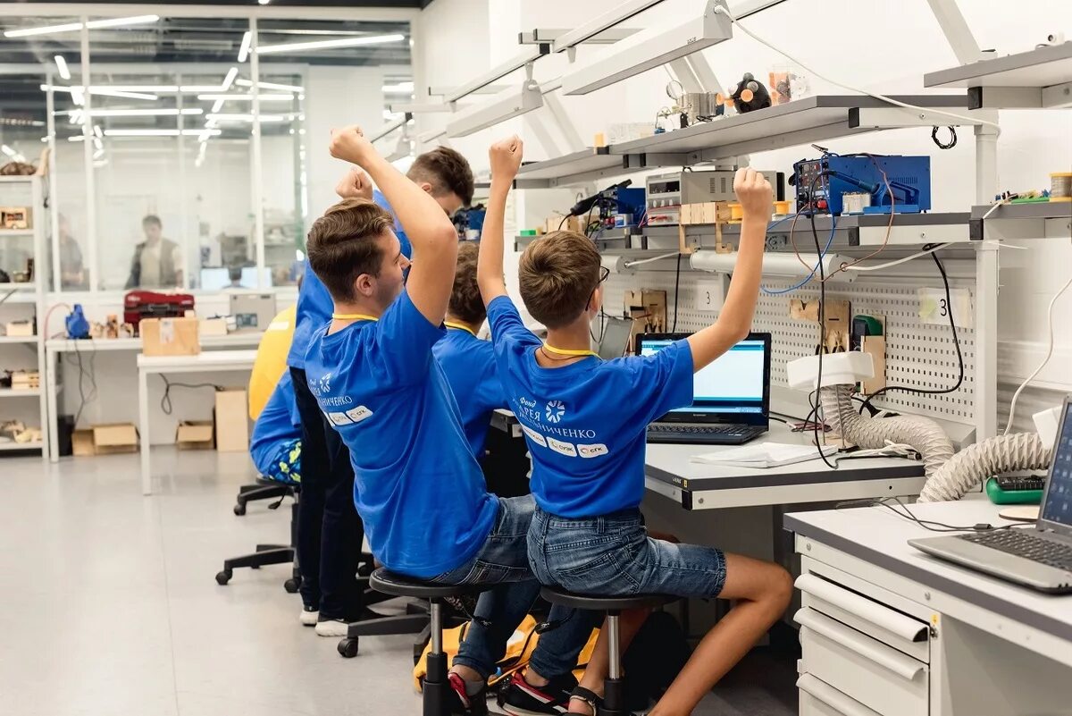 Точки роста менеджера. Сочи сириус 2021. Научно-образовательные центры россии. Импульс вологда кампус. Лаборатория мирового уровня.