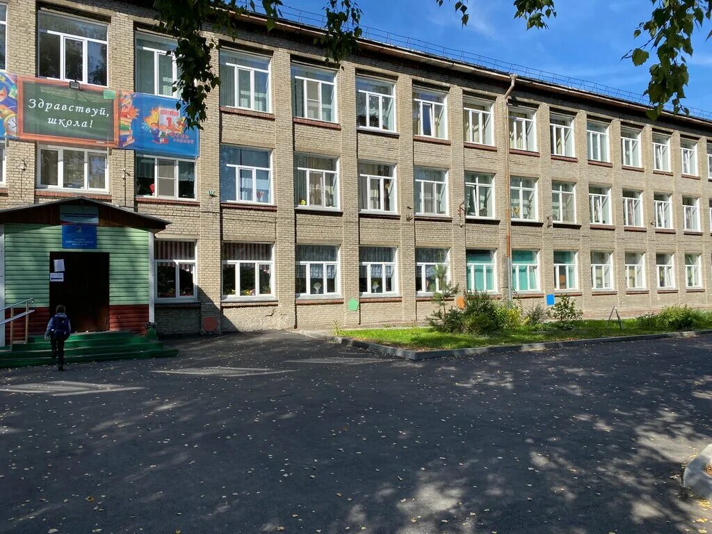 Школа 144 нижний тагил учителя. 144 школа новосибирск первомайский. Мбоу сош 144. Героев революции, 103 фото. Школа 133 нижний новгород.