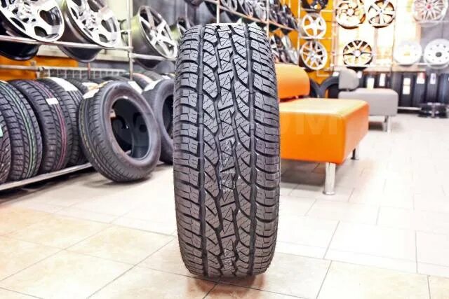 225 65 r17 maxxis bravo